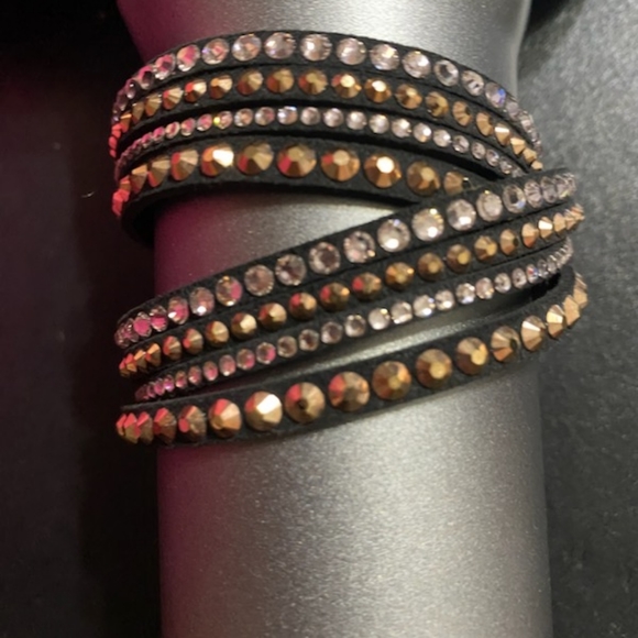 New Swarovski SLAKE BRACELET rose gold blackNWT - Picture 2 of 10